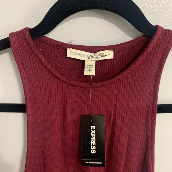 Express Ribbed Tank Top - Picture 3 of 3